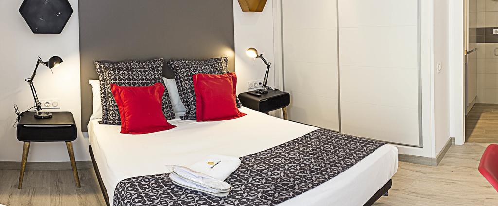 Apart-Suites Hostemplo Barcelona Exterior photo